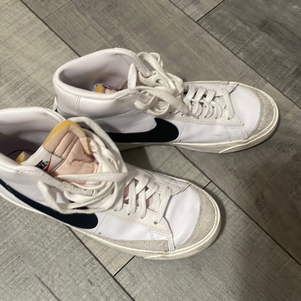 Nike Blazer Mid ‘77 White with Black